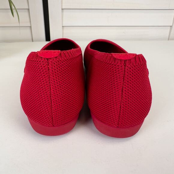 Vivaia Lightweight Almond Toe Ballet Flats Ruby Red Comfort Shoe EU 38.5 US 7.5‎ - Picture 5 of 9